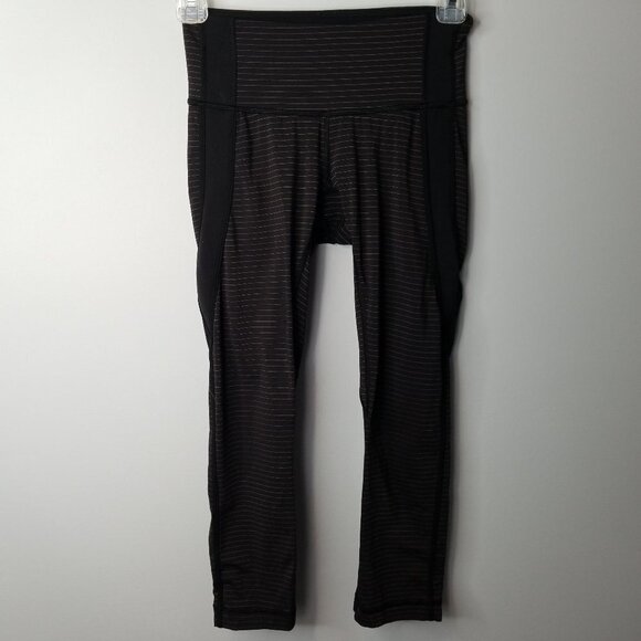 lululemon conduit crop black stripe low rise  leggings size 4 - Picture 5 of 7